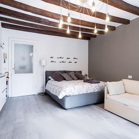 Navigli - Vigevano 45 & Casale 3A Studios Milánó Kültér fotó